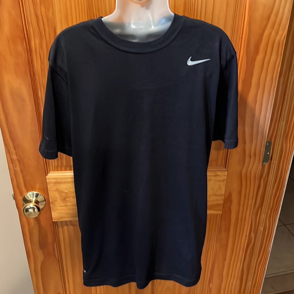Nike Dri-Fit Black Unisex T-Shirt - Picture 2 of 8